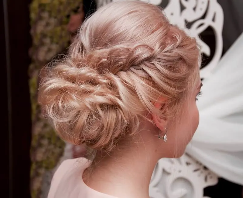 bridal party hairstyle