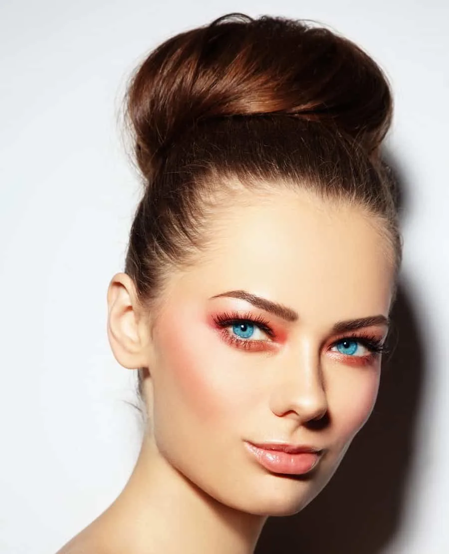 brown hair bun for blue eyes