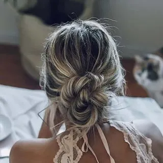 amazing bun hairstyles for women