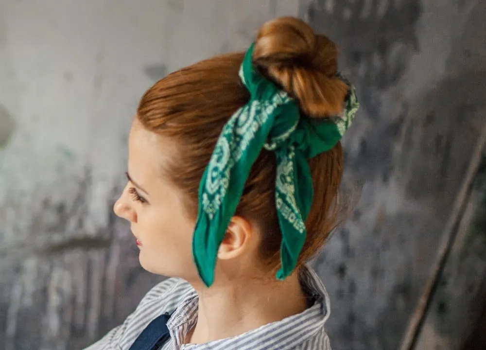 bun with bandana