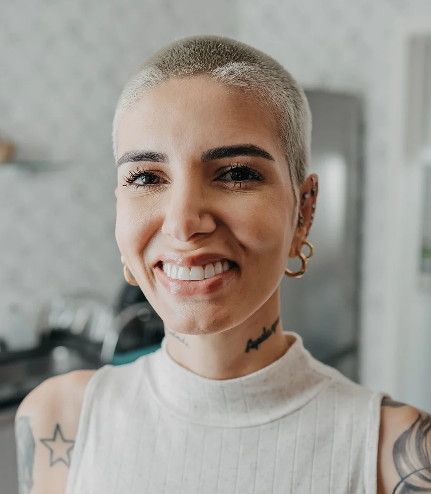 buzz cut for 30 year old woman
