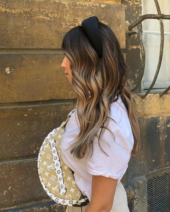 Long Wavy Hair with Caramel Ombre