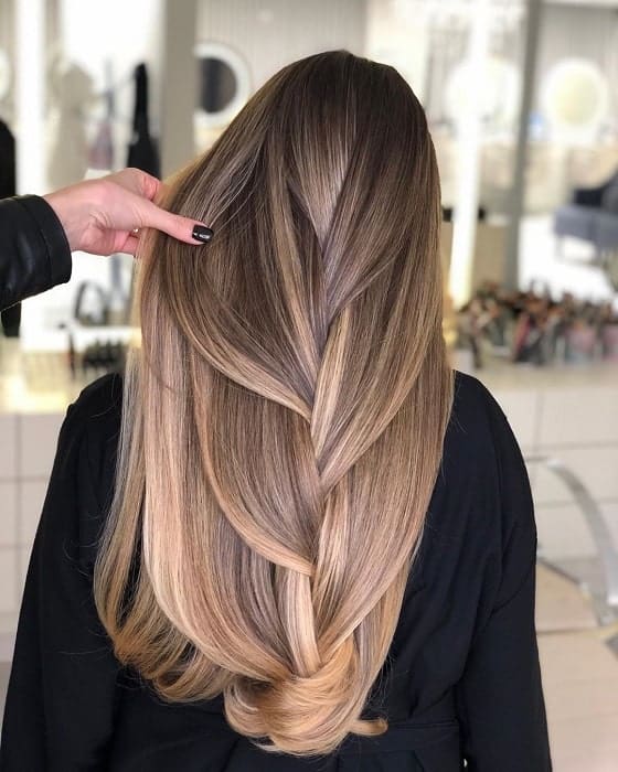Women's Hairstyles with Caramel Ombre Color