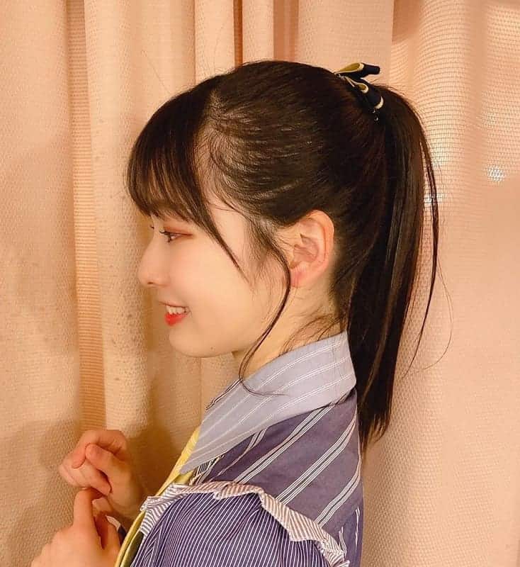 chinese bangs with ponytail