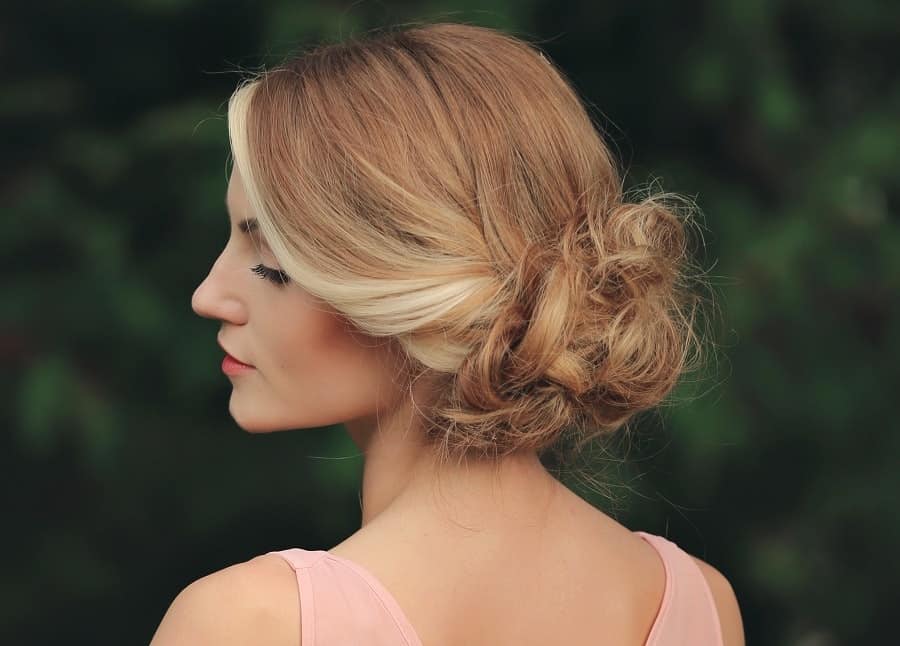 chunky champagne blonde highlights