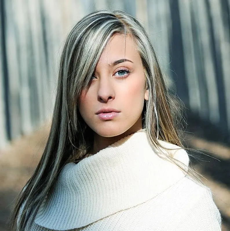 chunky silver highlights on brown hair