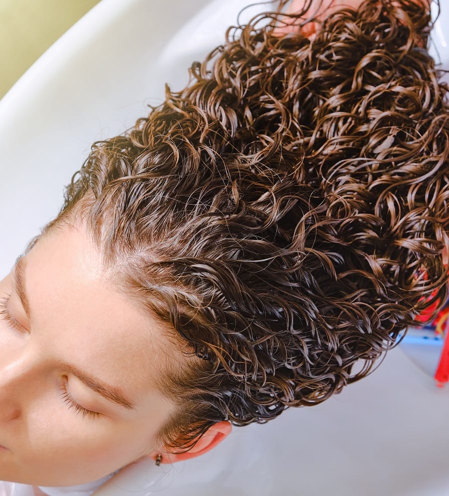 clarify hair to fix dry and undefined curls