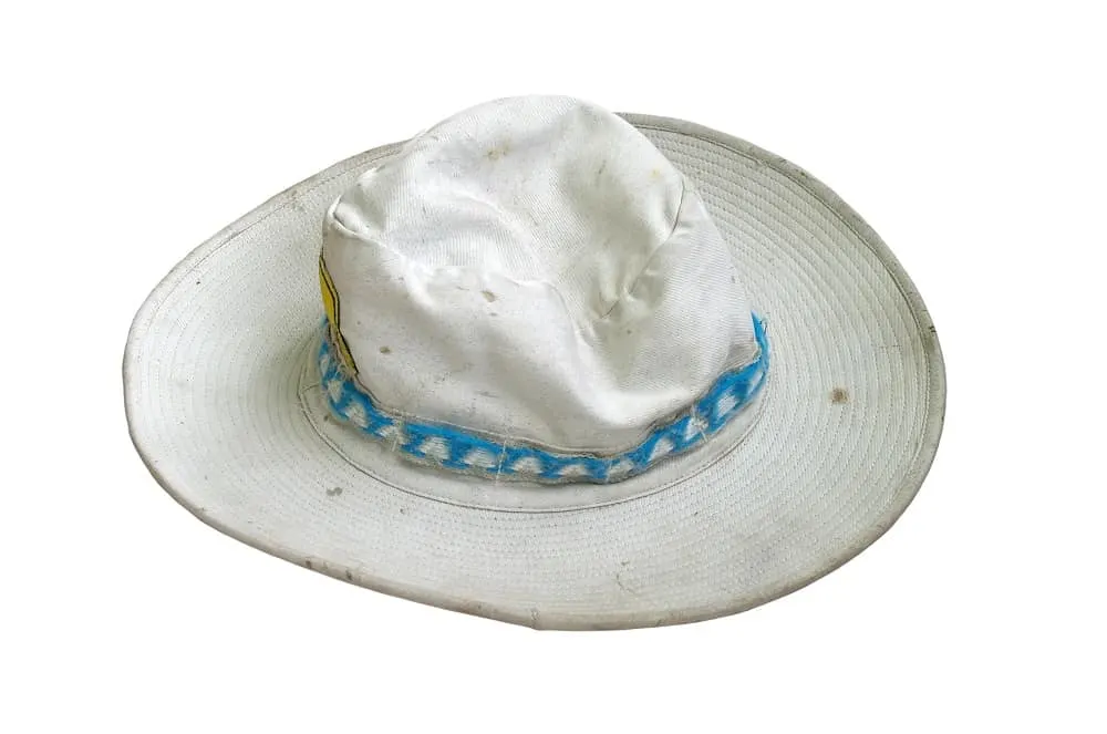 Things Not To Do When Washing a White Hat