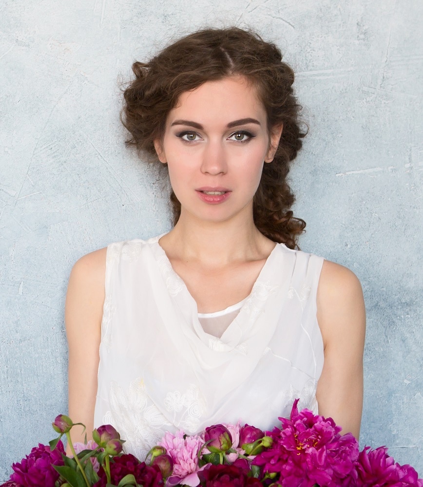 country wedding hairstyle for curly hair