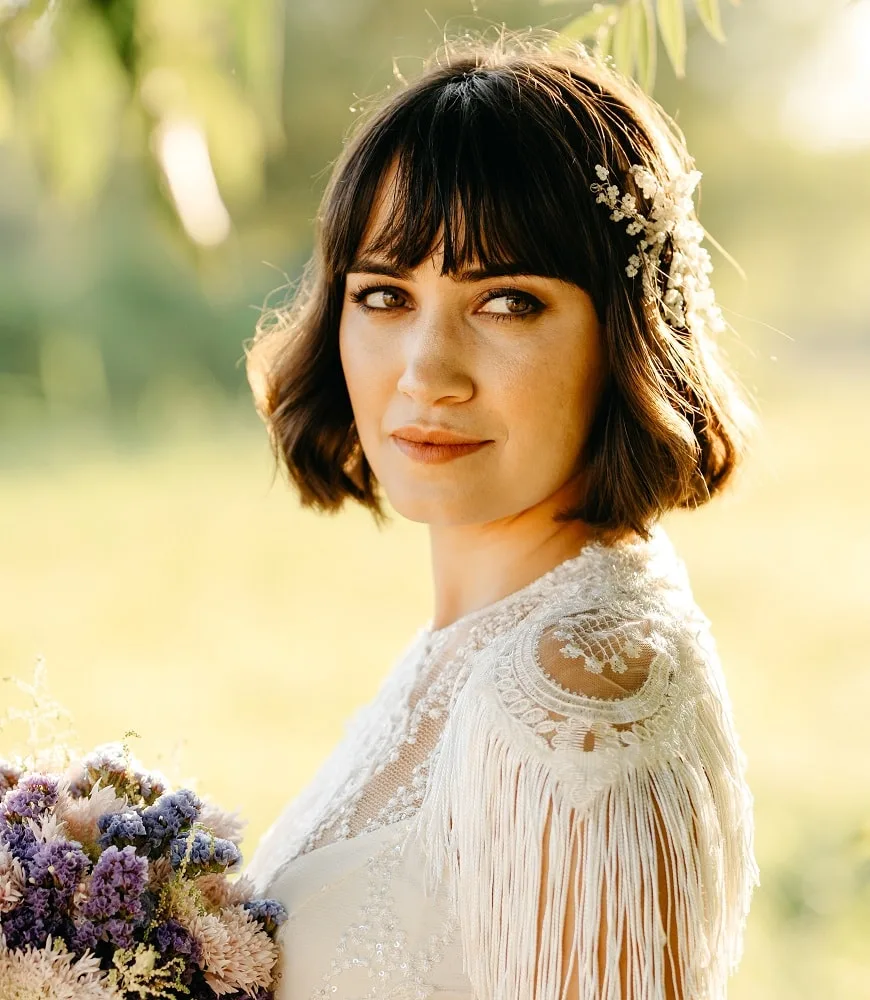 country wedding hairstyle with bob