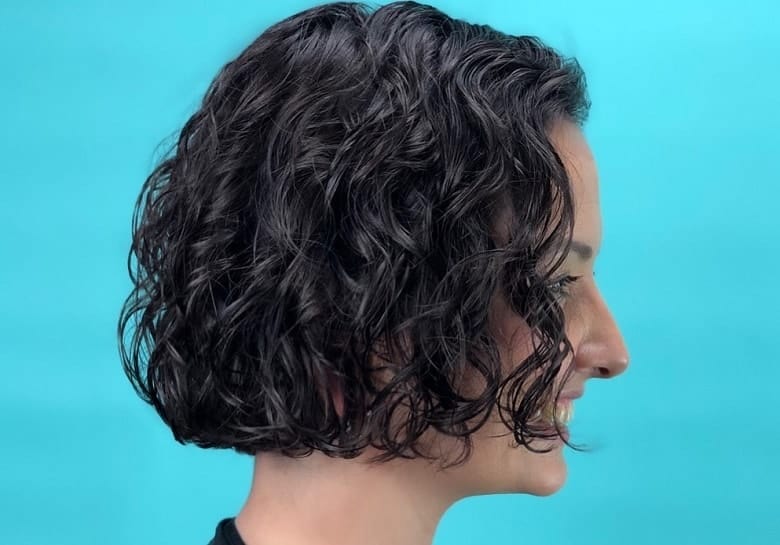 women with curly bob