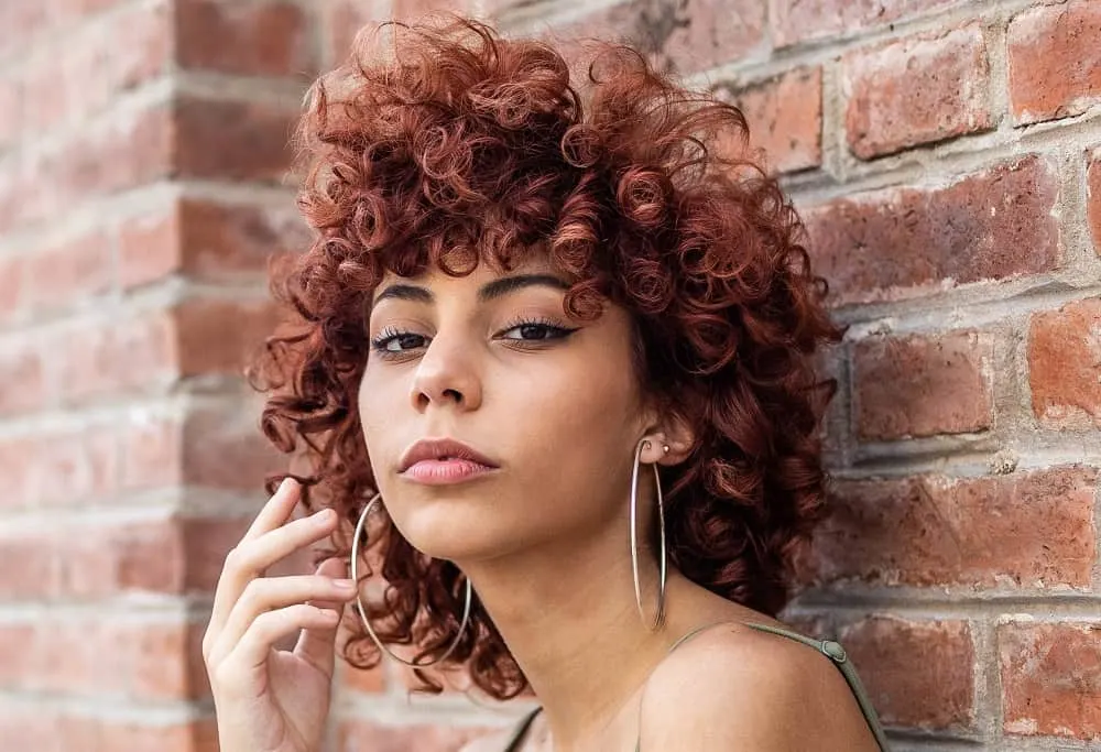 curly hair color for Hispanic girl