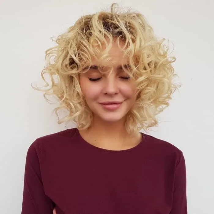 curly hairstyle for small face