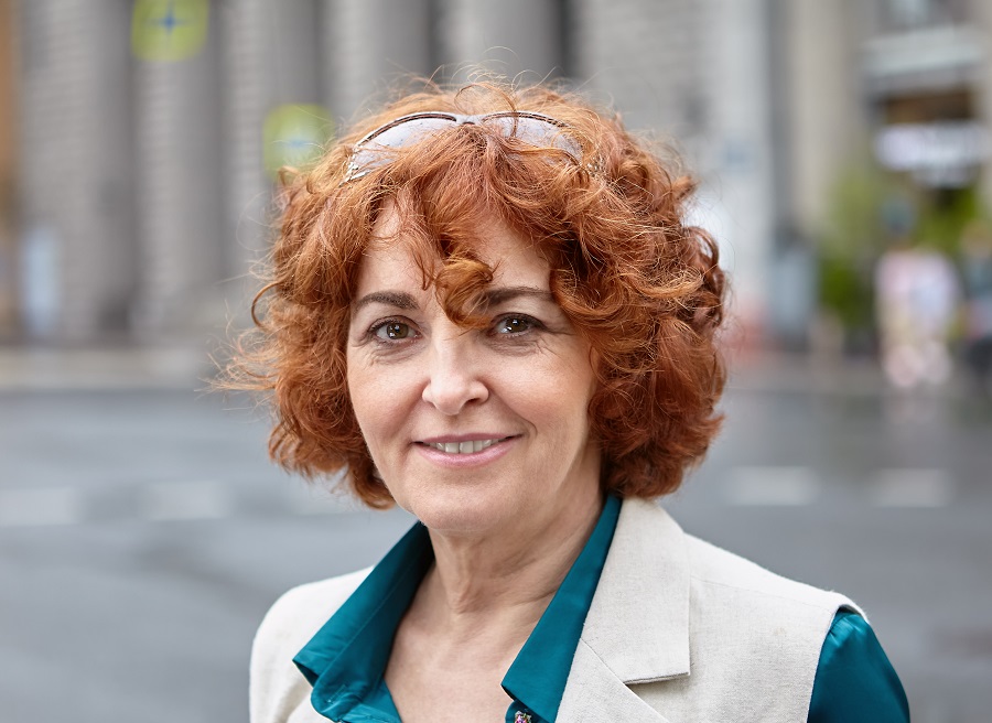 curly bob for women over 50 