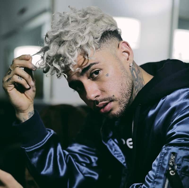 curly platinum hairstyle for men