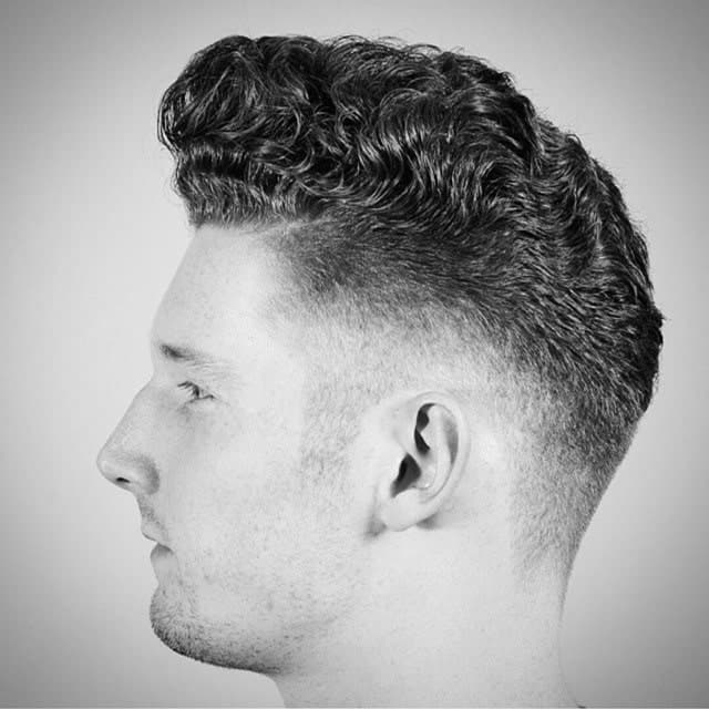 15 Curly Pompadour Hairstyles for Men to Try – HairstyleCamp