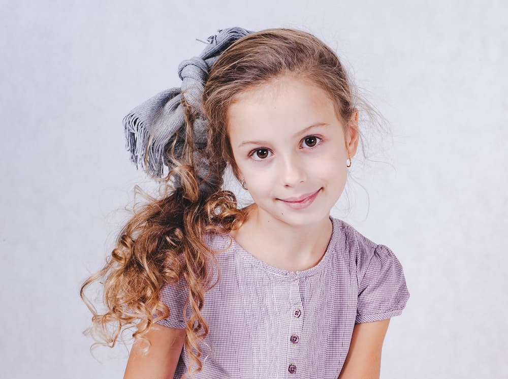 curly ponytail for little girls