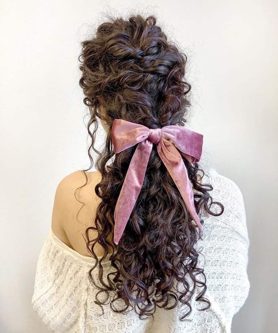 curly ponytail for wedding