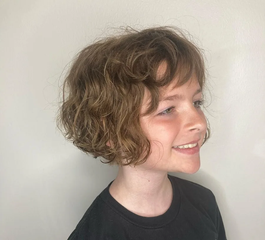 curly stacked bob with bangs