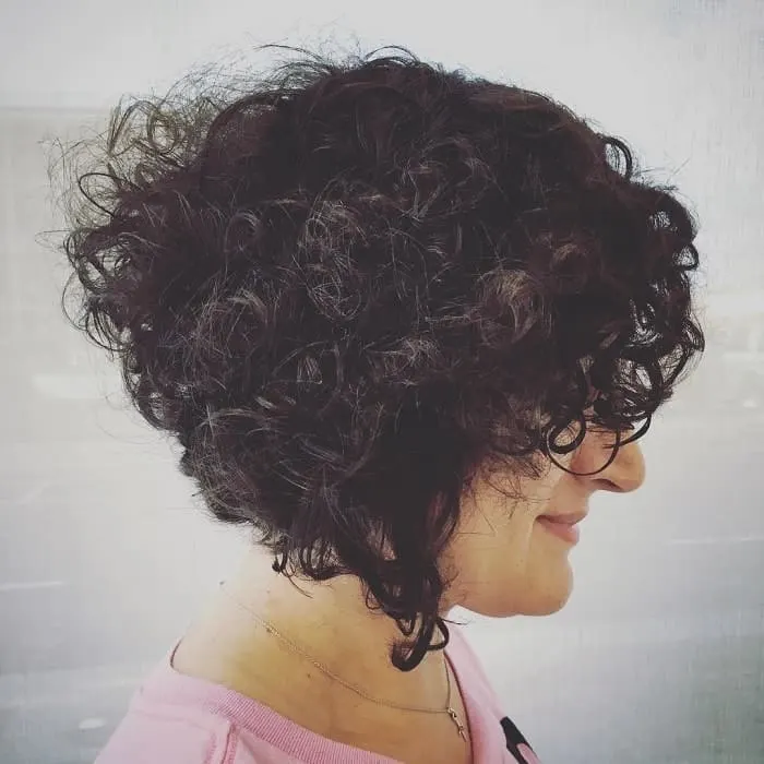 curly stacked bob