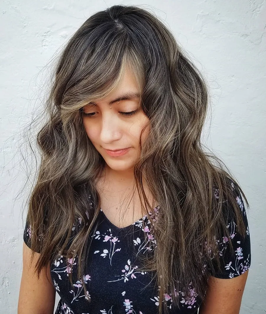 curtain bangs with side part for wavy hair