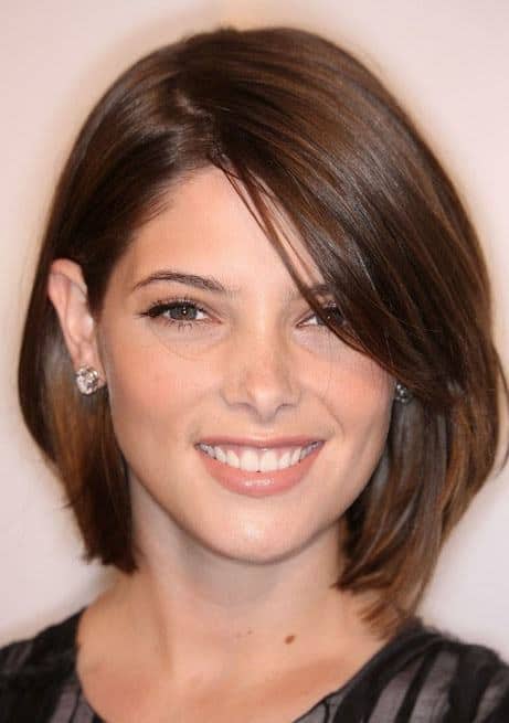 Soft brown bob hair color for women