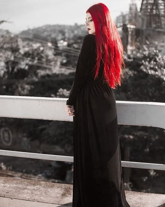 long dark red hairstyles