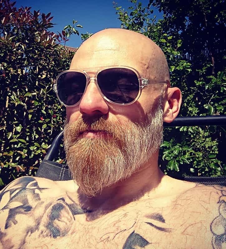 ducktail beard for bald head men