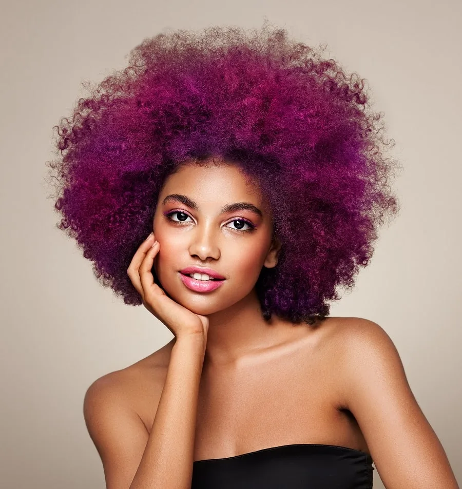 dyed hairstyle for black women with oval faces