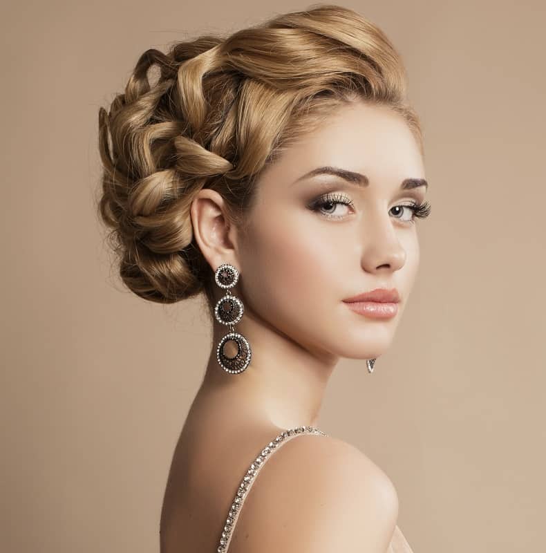 fancy dinner hairstyle