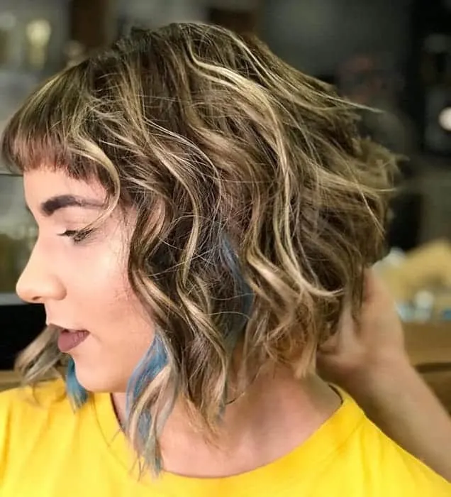 feathered hair with bangs 