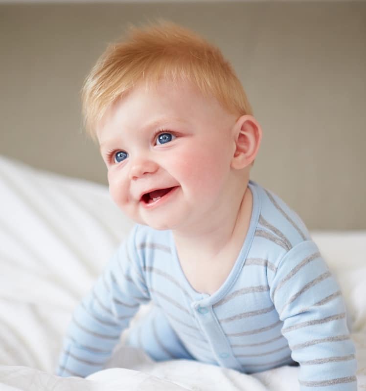 first haircut for baby boys with blonde hair