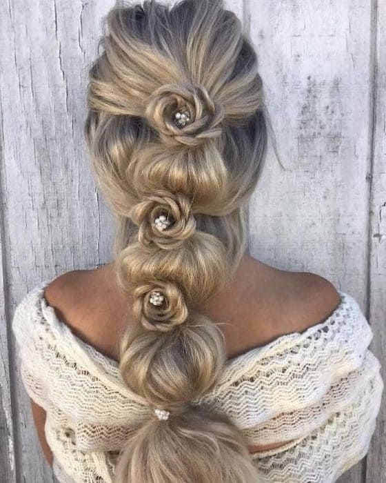 25 Gorgeous Flower Braids to Copy Right Now in 2023