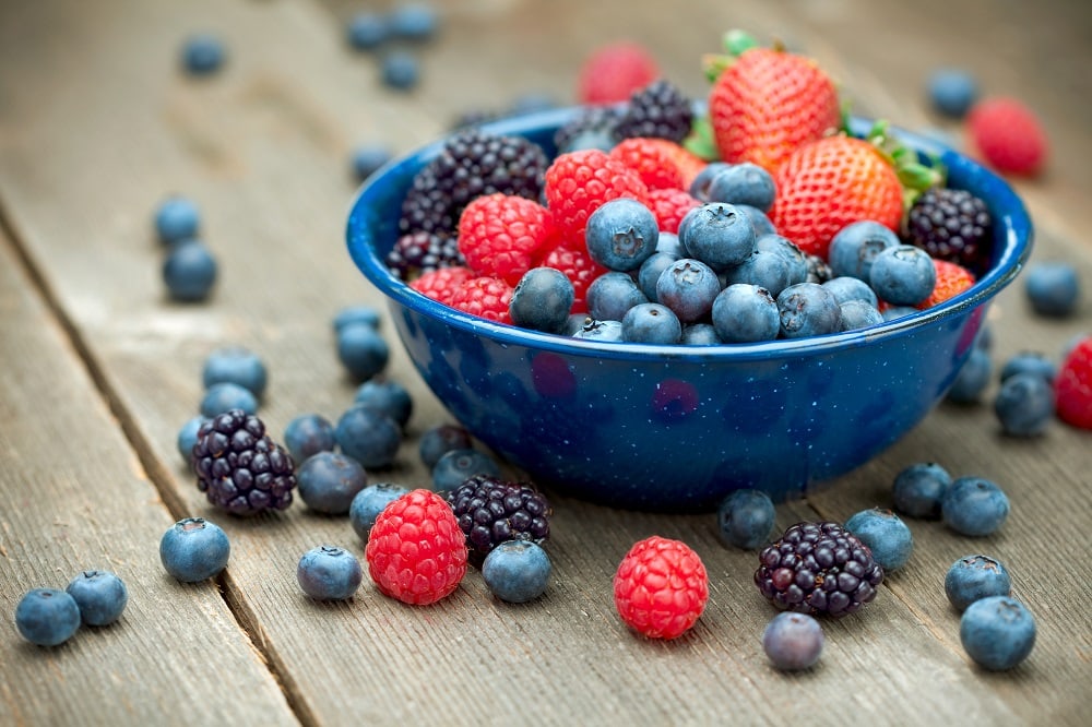 foods for hair growth - Berries