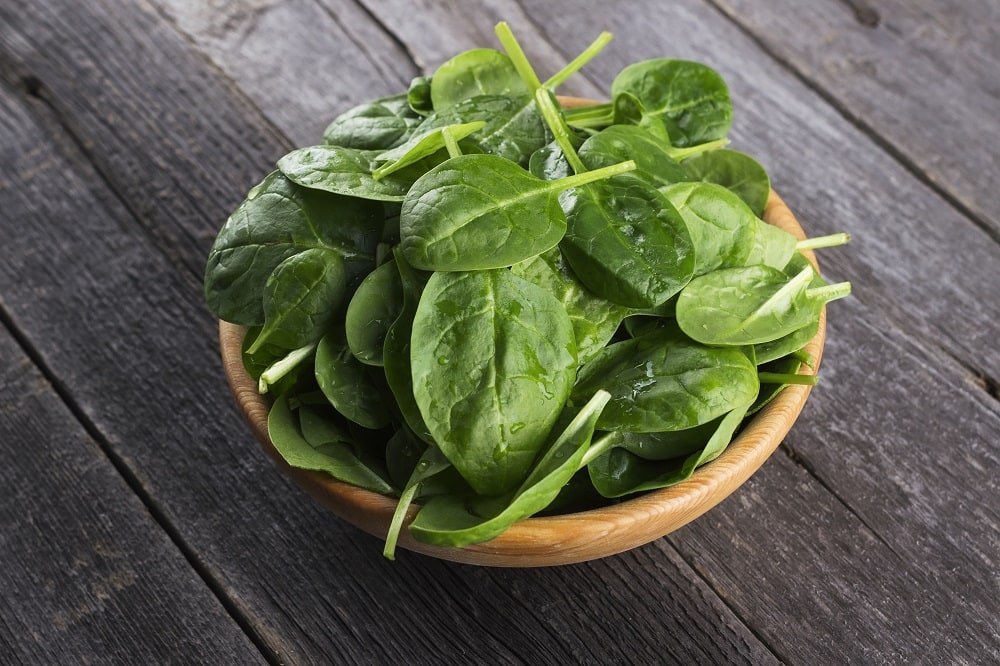 foods for hair growth - spinach