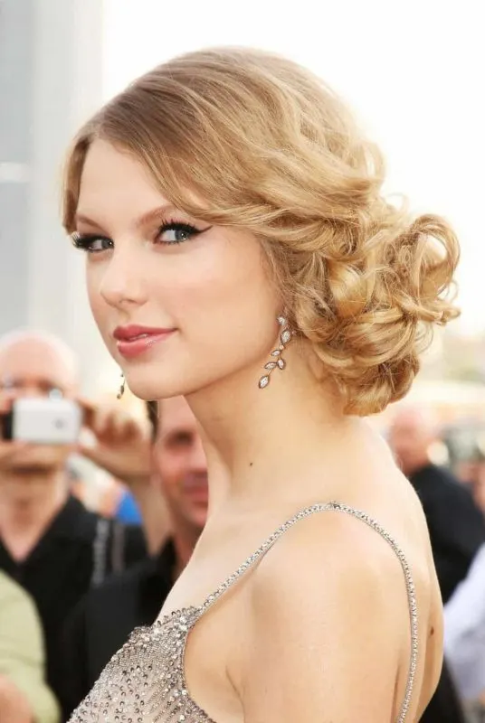 formal hairstyles for women to dazzle the events