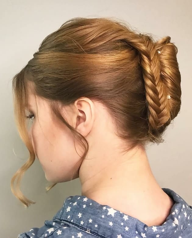 French twist hairstyle for short hair