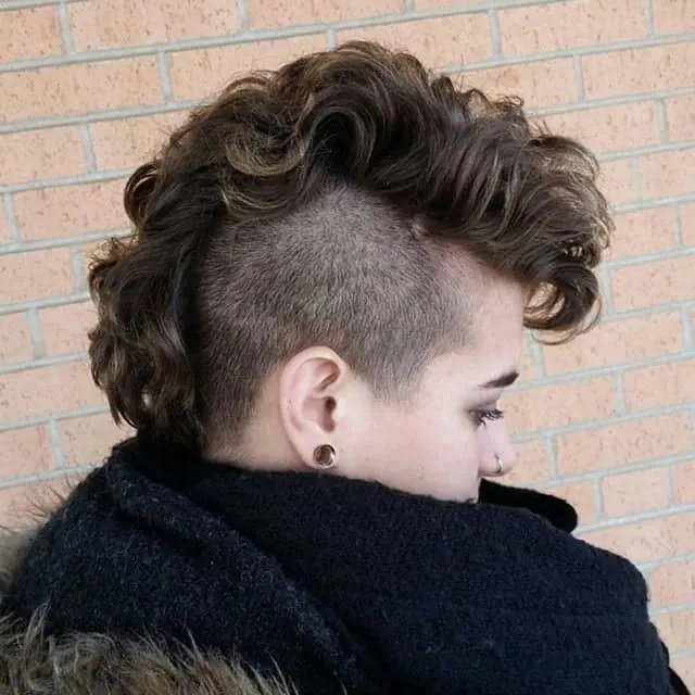 14 Edgy Female Mohawks to Rock in 2023