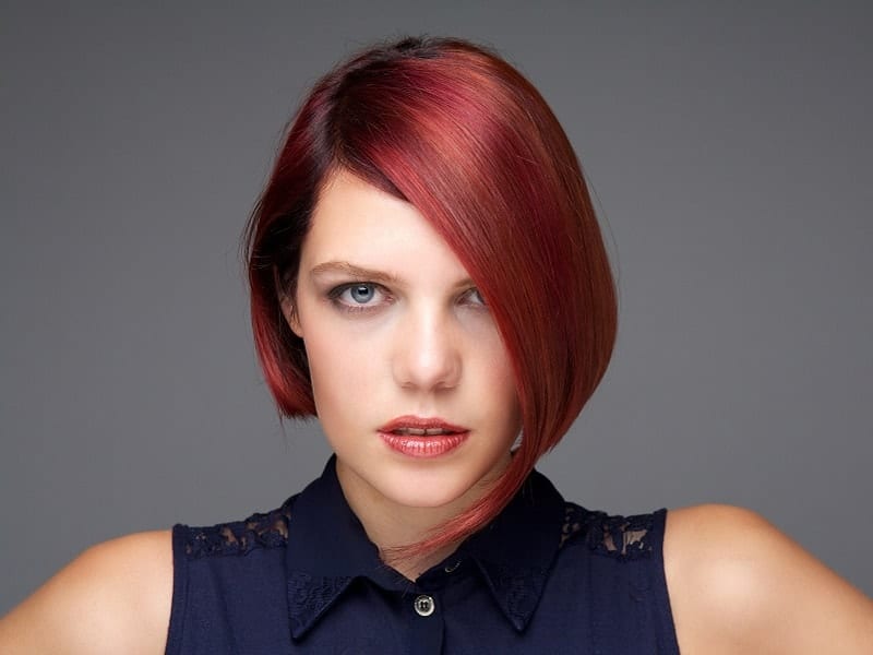 red a-line bob for girls with blue eyes