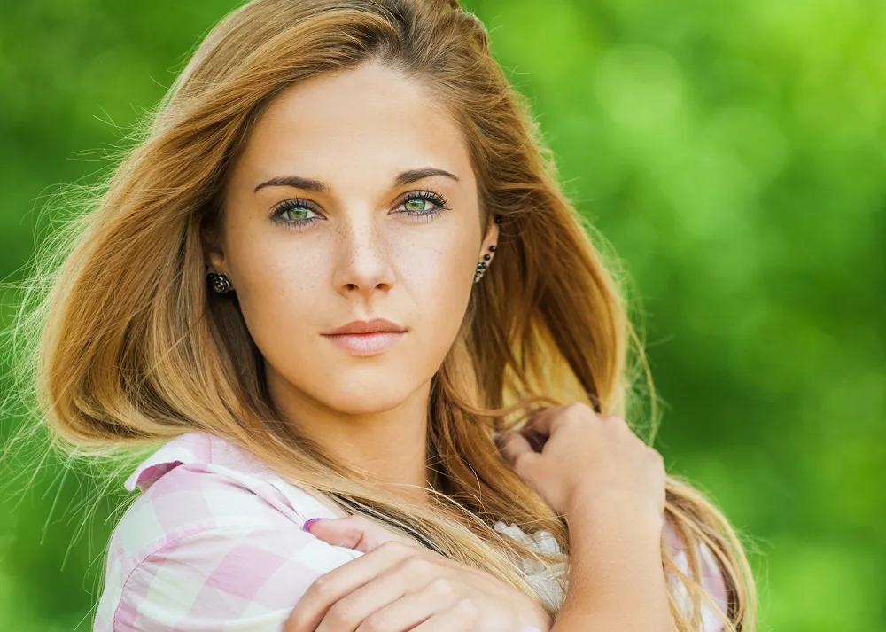 golden blonde hair for olive skin and green eyes
