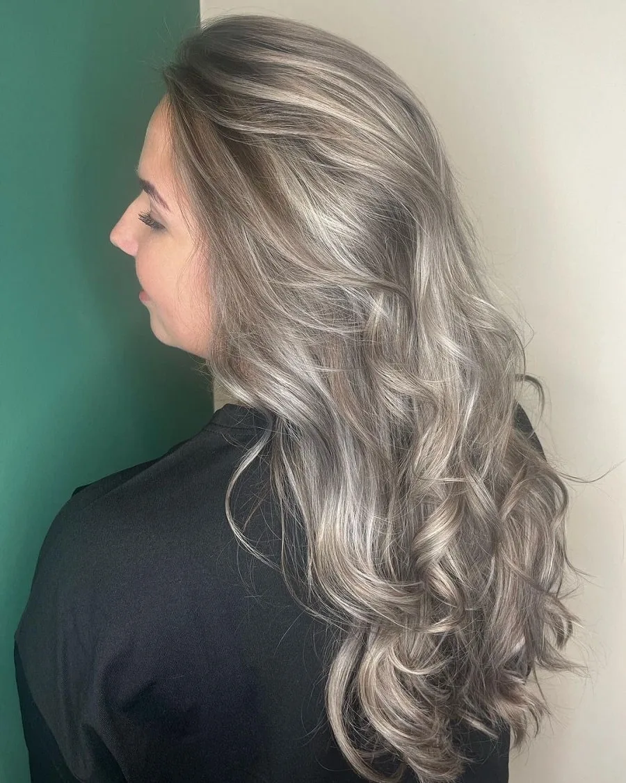 gray hair color with dark highlights