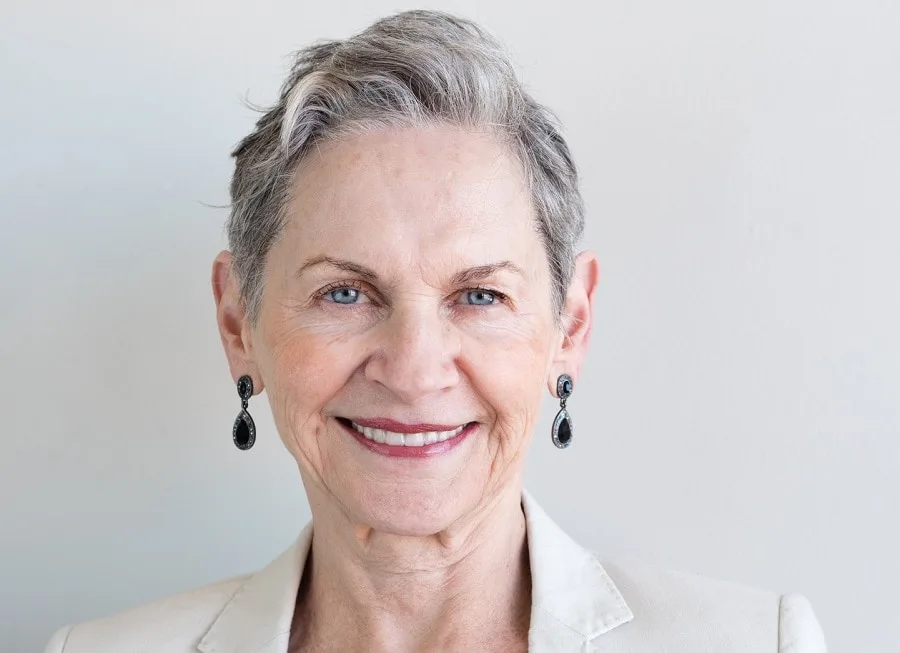 gray pixie cut for fine hair