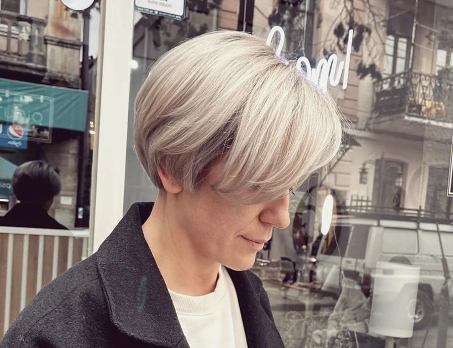 grey blonde layered pixie for older women