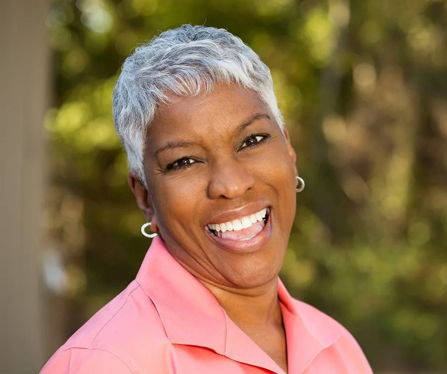 grey hair with bangs for black women