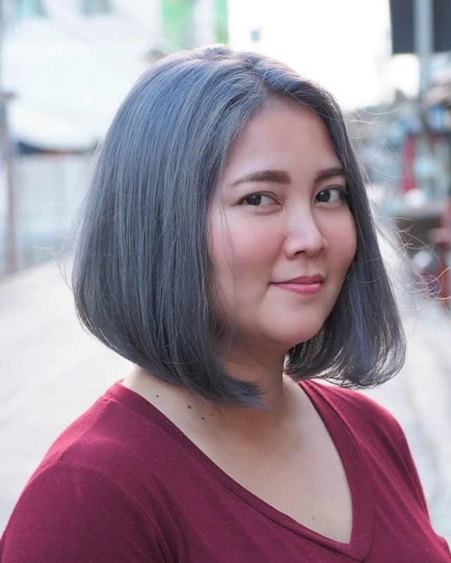 grey long bob for women with round face