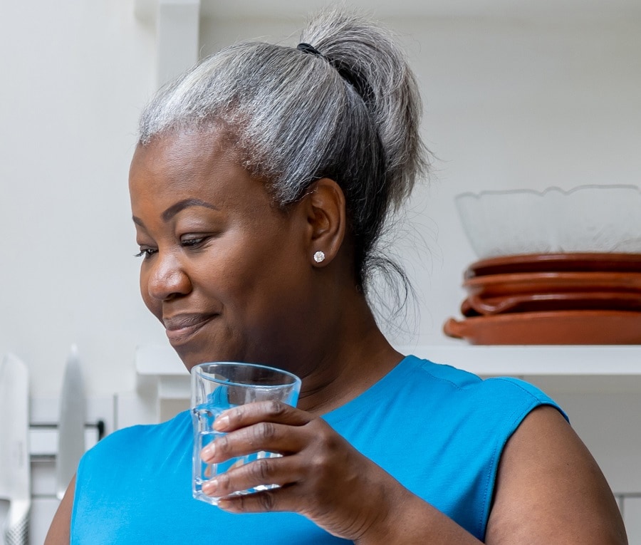 grey ponytail for black women over 50