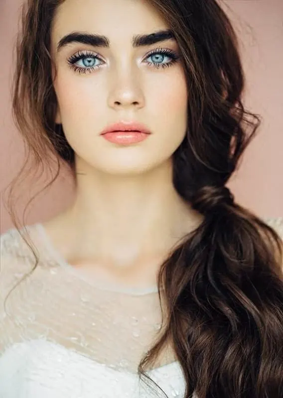 brown hair color for blue eyes