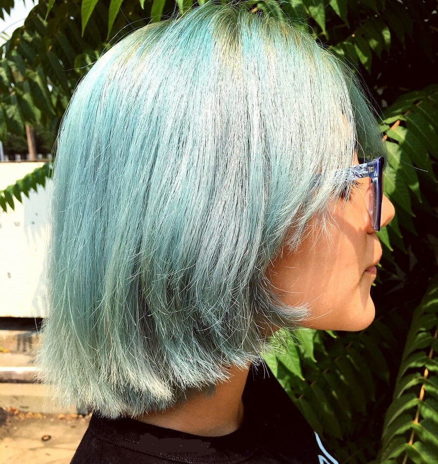 Hair turned green after dying silver