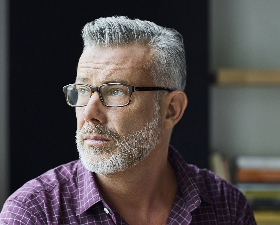 haircut for older men with glasses