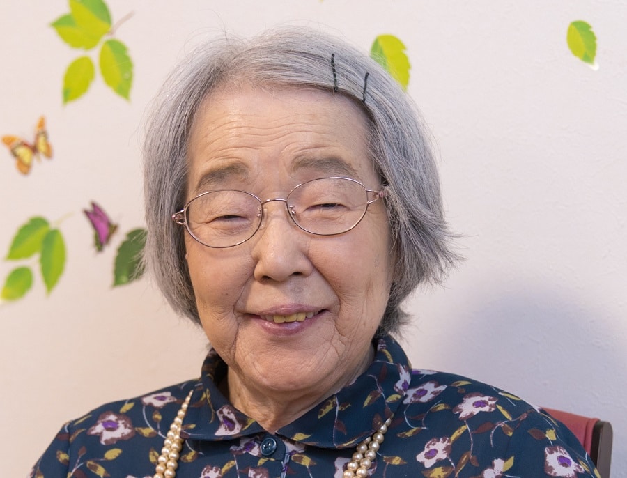 hairstyle for 80 year old Asian woman with glasses